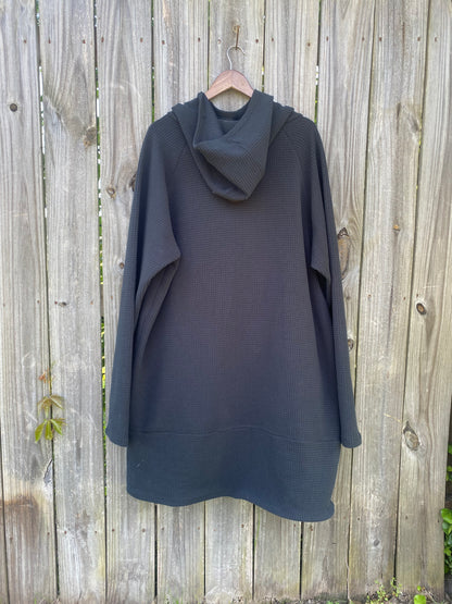 LUNAR CHANGING ROBE